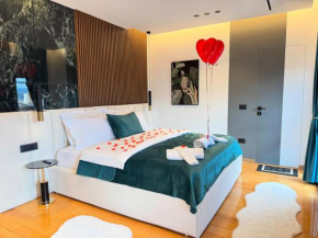 Emerald Luxury Apartments